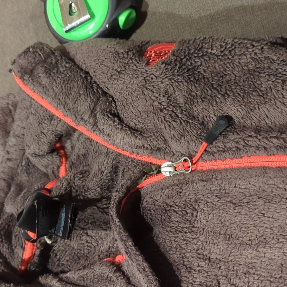 The North Face, fluffy zip up jacket, green and orange, size large - Picture 10 of 10